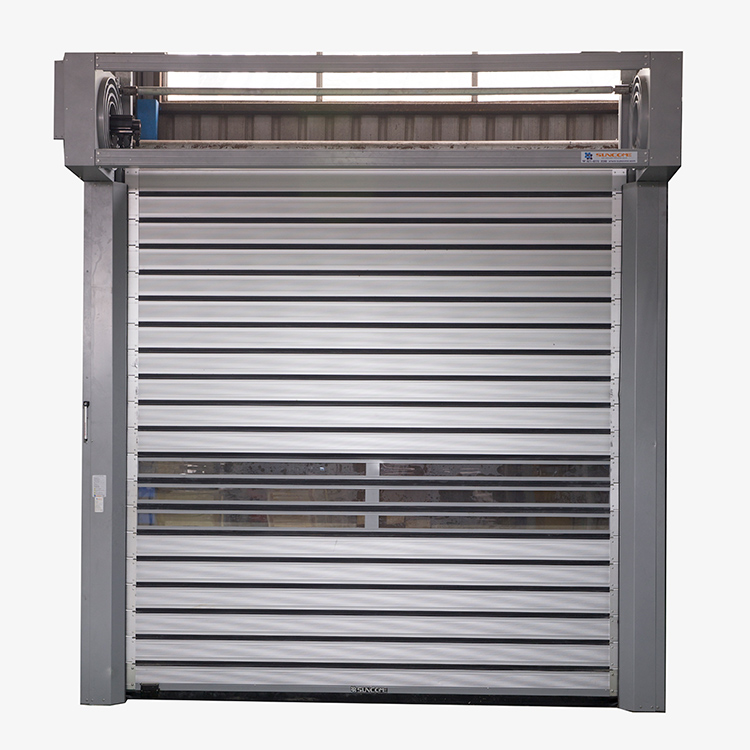 Por que escolher uma porta rápida para instalações industriais modernas?